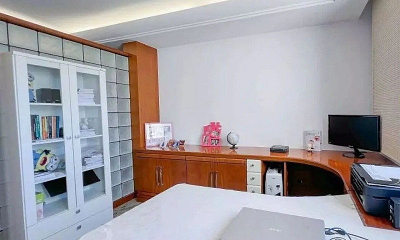 Ed. Maison Augusta C...