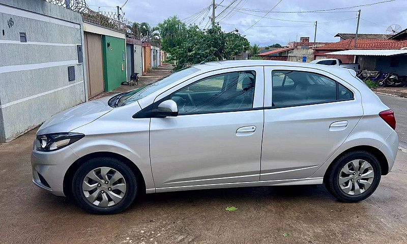 Chevrolet Onix Hatch...
