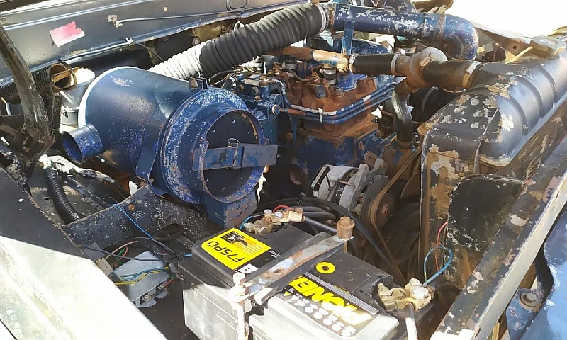Ford F-1000 Super Di...