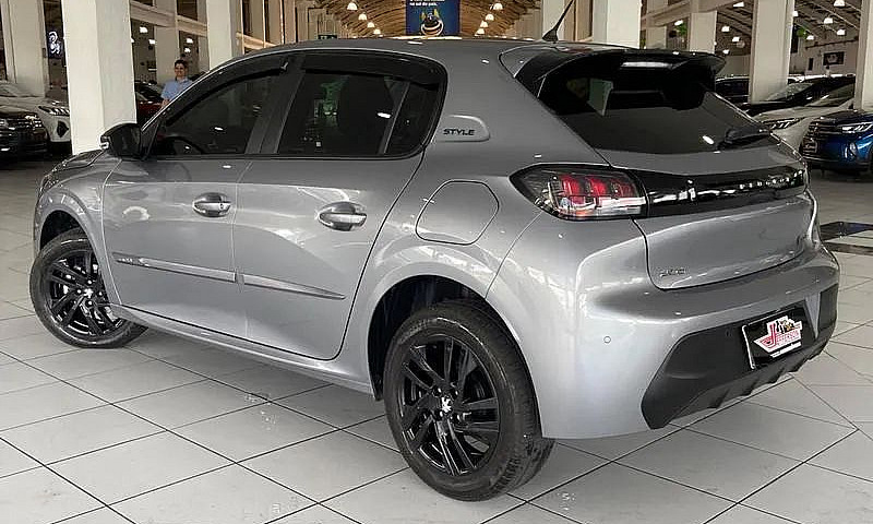 Peugeot 208 Style 1....