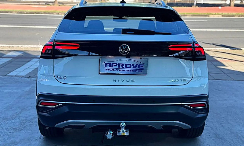 Volkswagen Nivus Hig...
