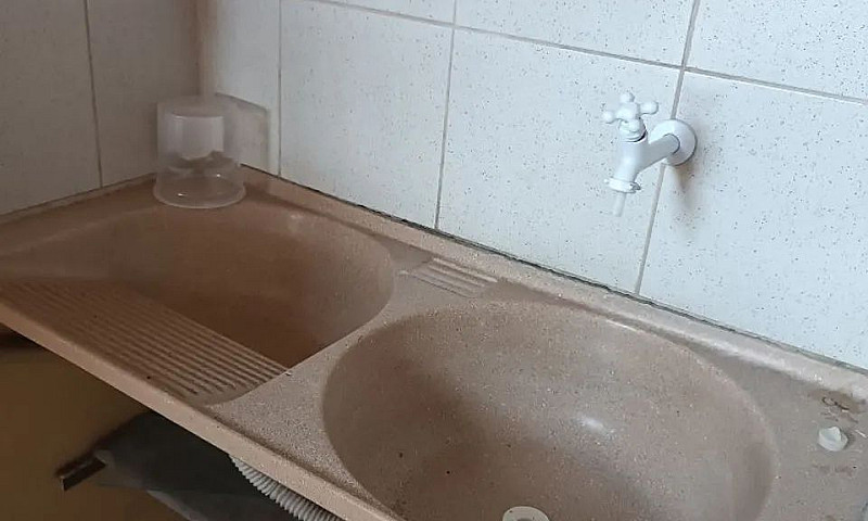 Alugo Casa E Kitnet ...