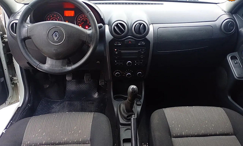 Renault Logan Expres...