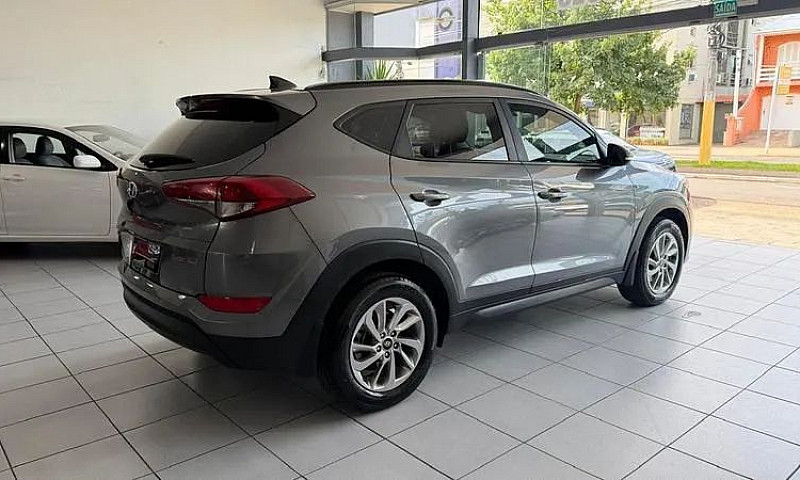 Hyundai Tucson Gls 1...