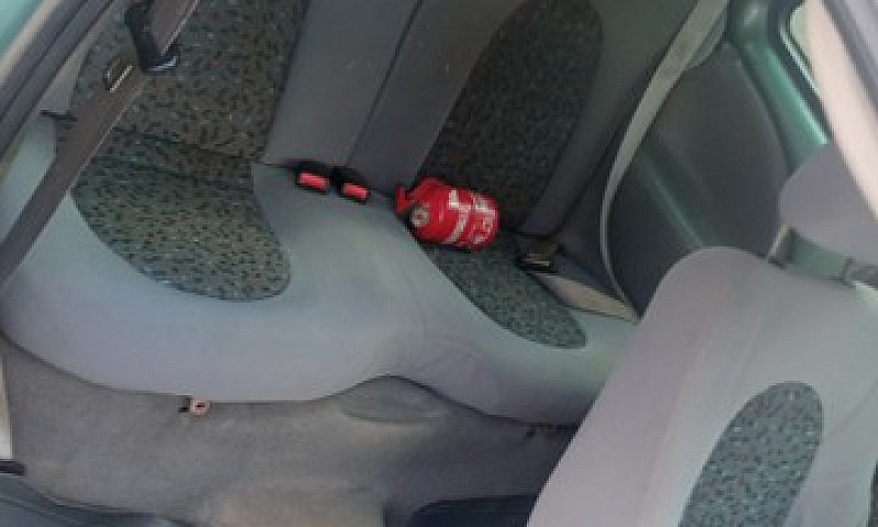 Ford Ka...