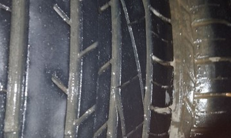 Pneus185/70/14...