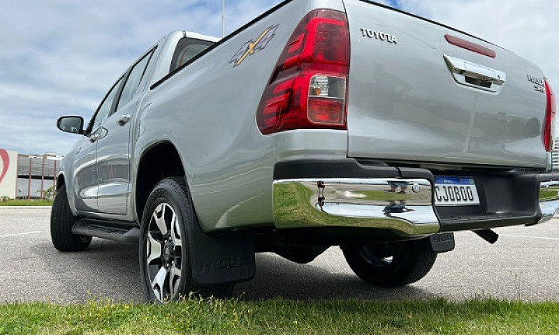 Toyota Hilux Srv Ano...