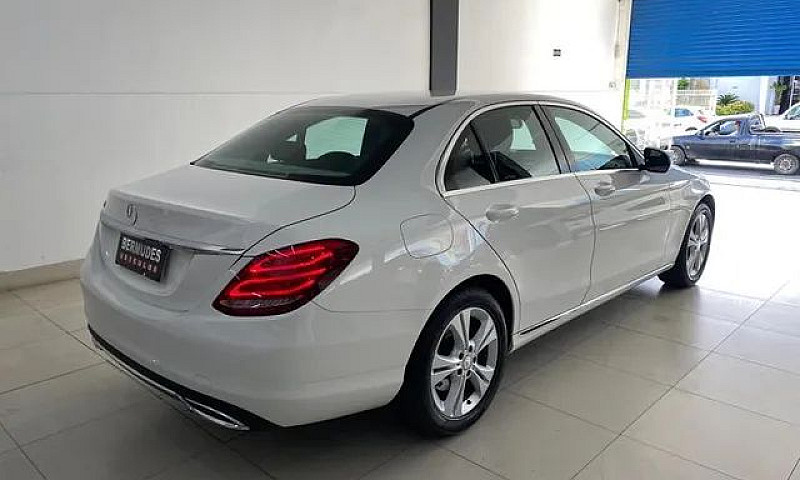 Mercedes C-180 Exclu...