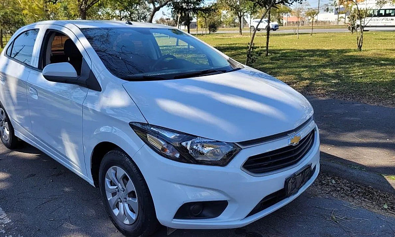 Chevrolet Onix Hatch...