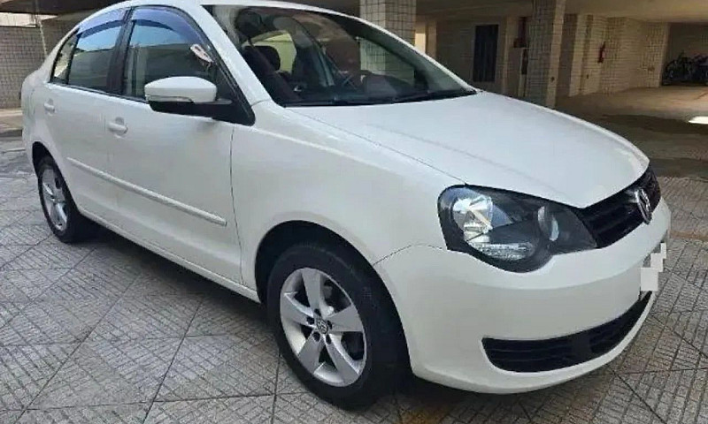 Volkswagen Polo Seda...