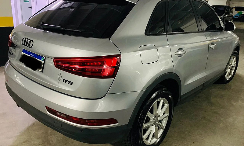 Audi/Q3 1.4 Tfsi Att...