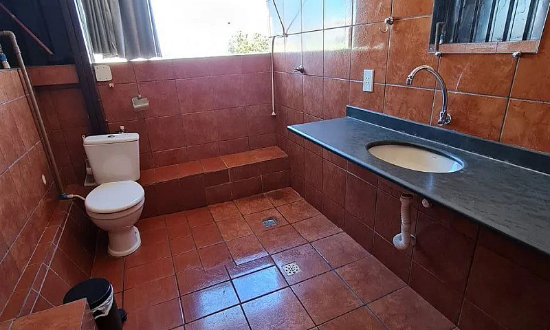Quarto Em República ...