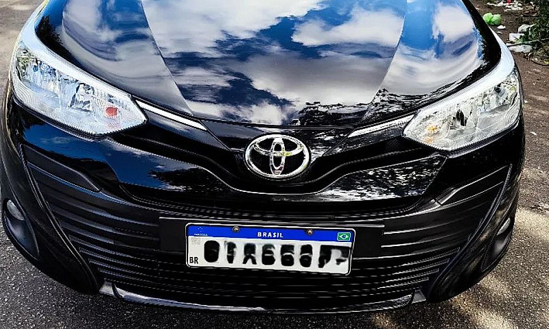 Toyota Yaris Xs Conn...