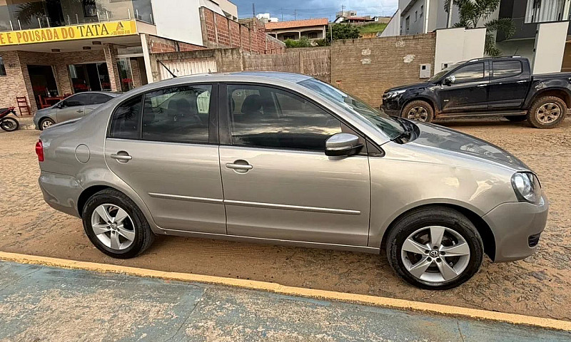 Volkswagen Polo Seda...