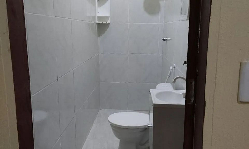 Alugo Kitnet ...