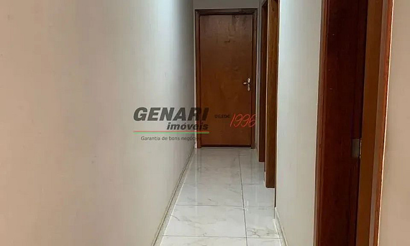 Casa Em Condomínio À...