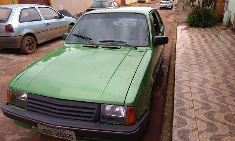 Chevette 93/93...