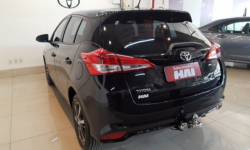 Toyota Yaris 1.5 16V...