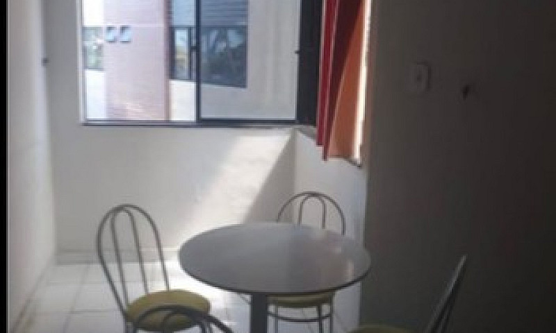 Quarto E Sala Mobili...