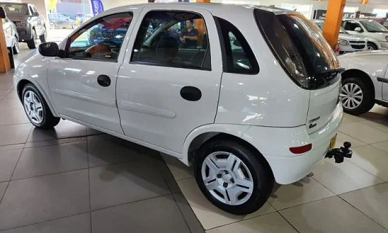 Chevrolet Corsa Hatc...
