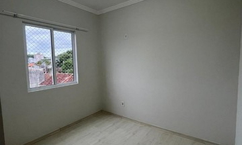 Aluga-Se Apartamento...