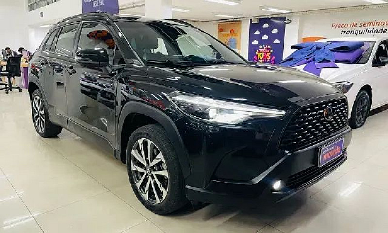 Toyota Corolla Cross...