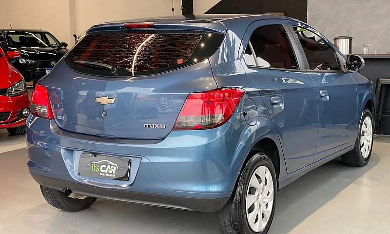 Onix Lt 1.4 Automati...