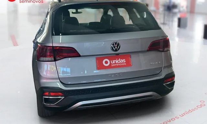 Volkswagen Taos Comf...