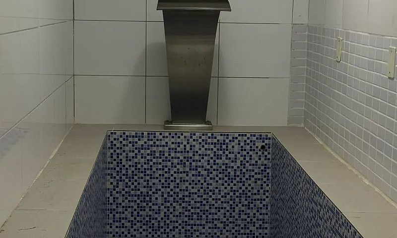 Alugo Quarto Próximo...