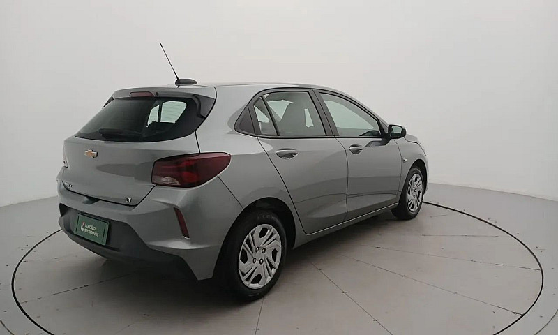 Chevrolet Onix Hatch...