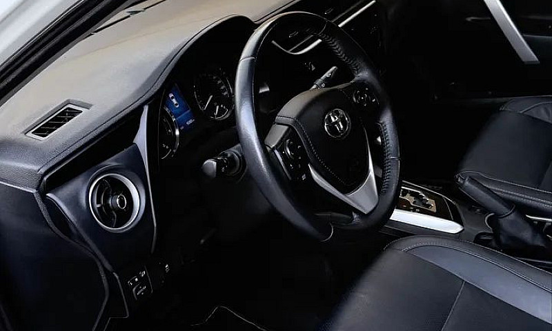 Toyota Corolla Xei 2...