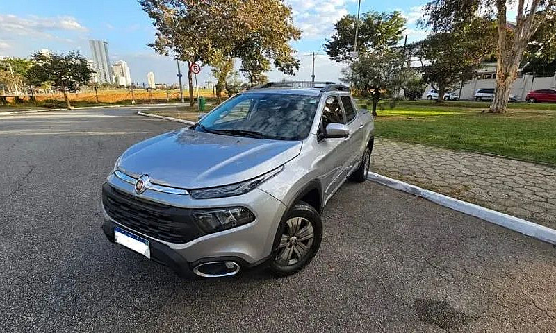 Fiat Toro Freedom 1....