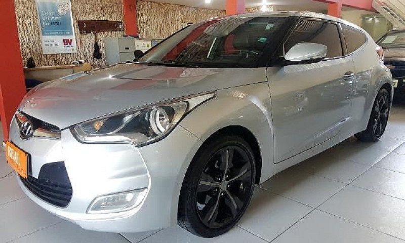 Hyundai Veloster 1.6...