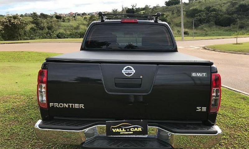 Nissan Frontier Se A...