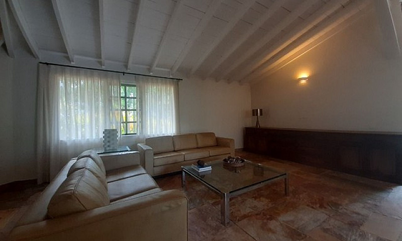 Casa Alto Padrão Smd...
