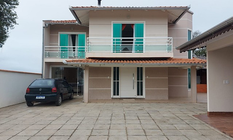 Casa Com 251 M² Com ...