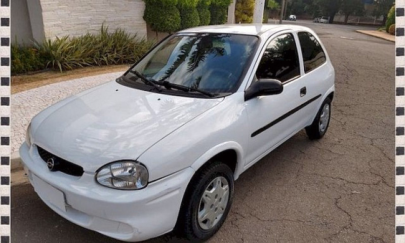 Chevrolet Corsa Hatc...
