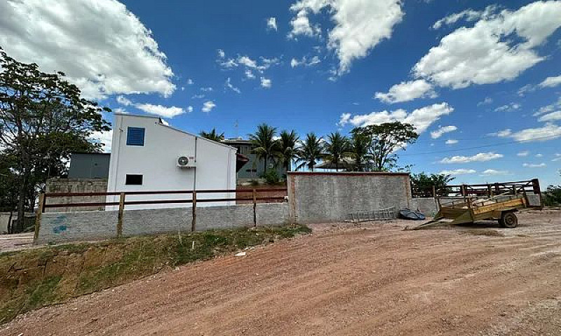 Casa No Lago Corumba...