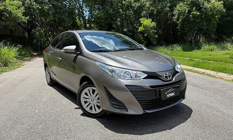 Toyota Yaris Xl Live...