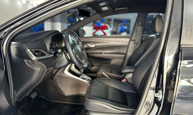 Toyota Yaris Xs 1.5 ...