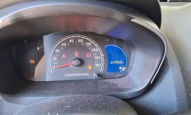 Renault Kwid Zen 1.0...