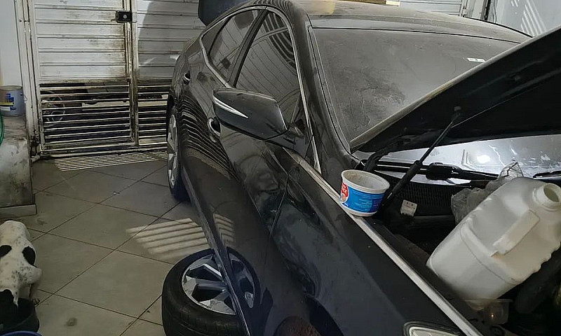 Hyundai Azera 3.0 V6...