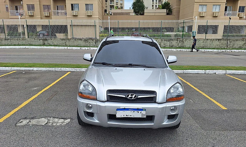 Hyundai Tucson 2.0 1...