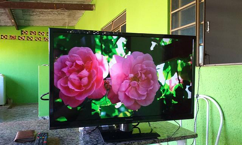 Vendo Tv Led 32 Pole...