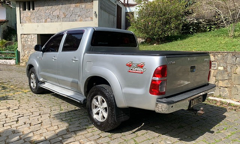 Hilux Srv Diesel 4X4...