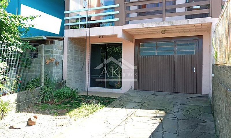 Casa Com Quiosque E ...
