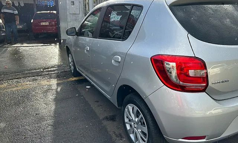 Renault Sandero 1.6 ...