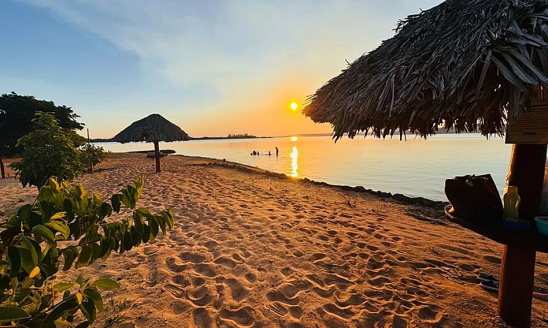 Casa Condomínio Chac...