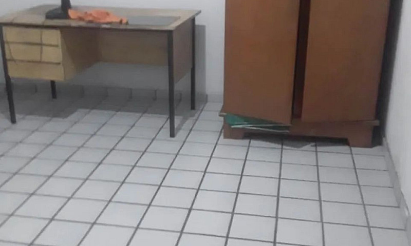 Vendo Casa 5 Quartos...