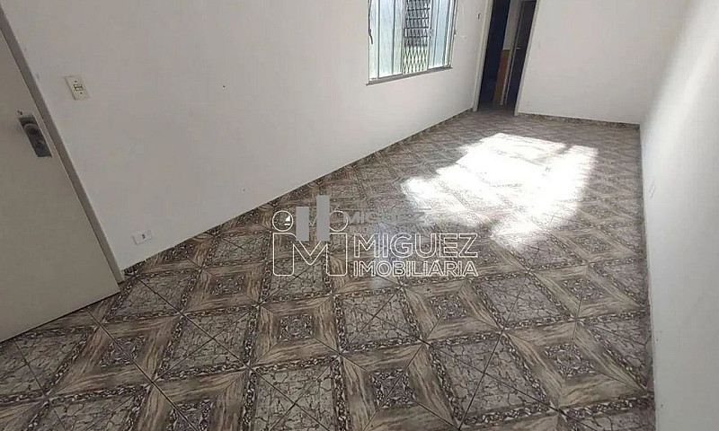 Casa Com 2 Quartos, ...